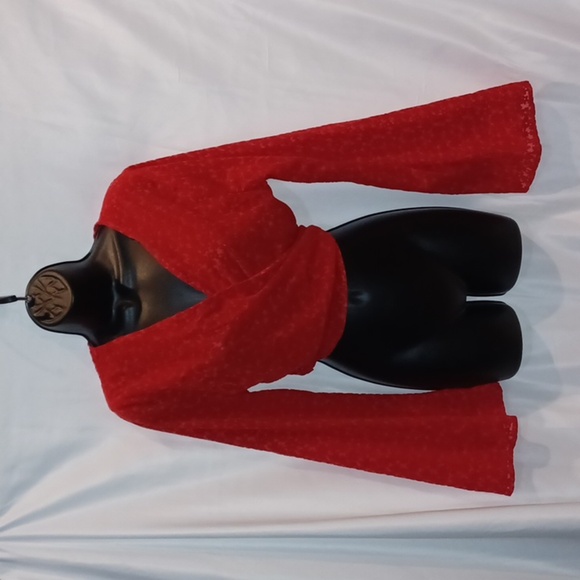 Wild Fable Bell Long Sleeve Floral Velvet Accent Tie Front Red Small NWT - Picture 1 of 6